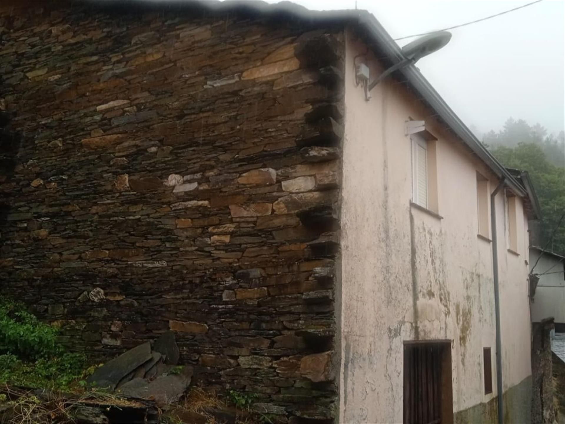 Exterior view of Single-family semi-detached for sale in Folgoso do Courel
