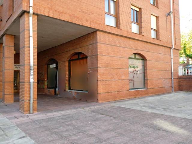 Local comercial en Alquiler en Calle Independentzia, 6 en Centro Urbano - Hirigunea