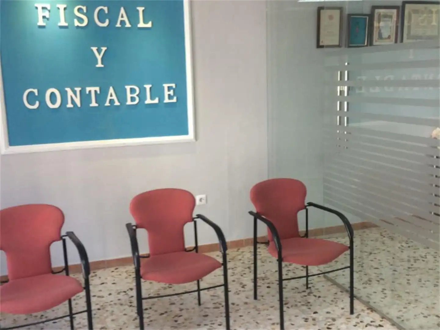 Geschaftsraum zur Miete in Calle Real, 47, Villanueva de la Reina Geschaftsraum zur Miete in Villanueva de la Reina mit Klimaanlage
