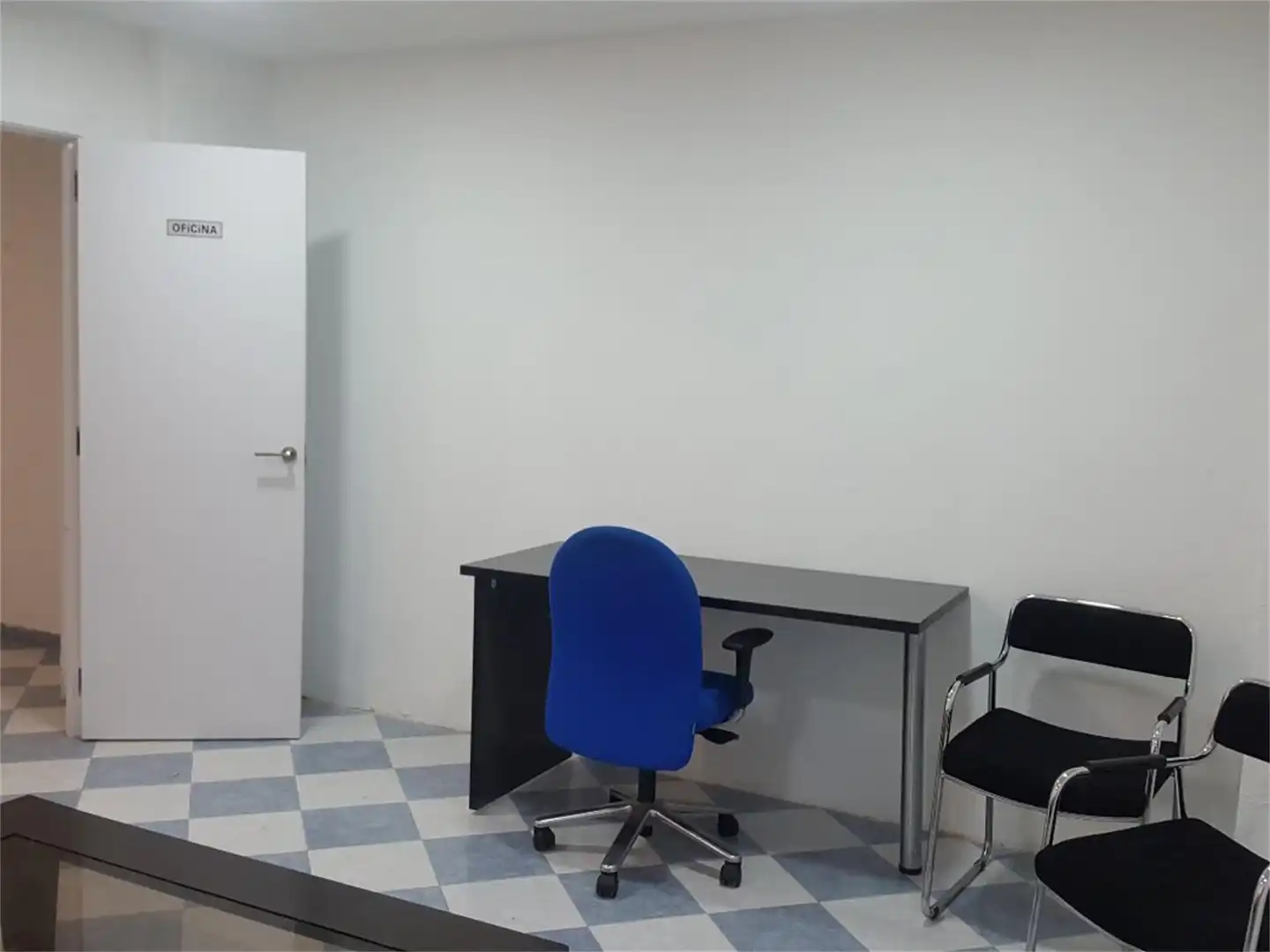 Commercial properties for rent in Calle de Alcalá, 319, Quintana Commercial properties for rent in Madrid with Air Conditioner and Heating