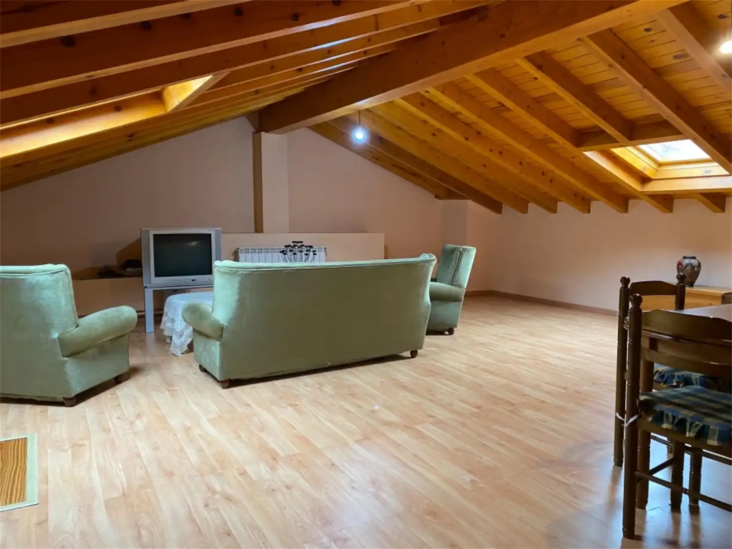 Casa o chalet en venta en Avenida Conde Munio Núñez, 118, Brañosera Casa o chalet en venta en Brañosera con Calefacción, Jardín privado y Parquet