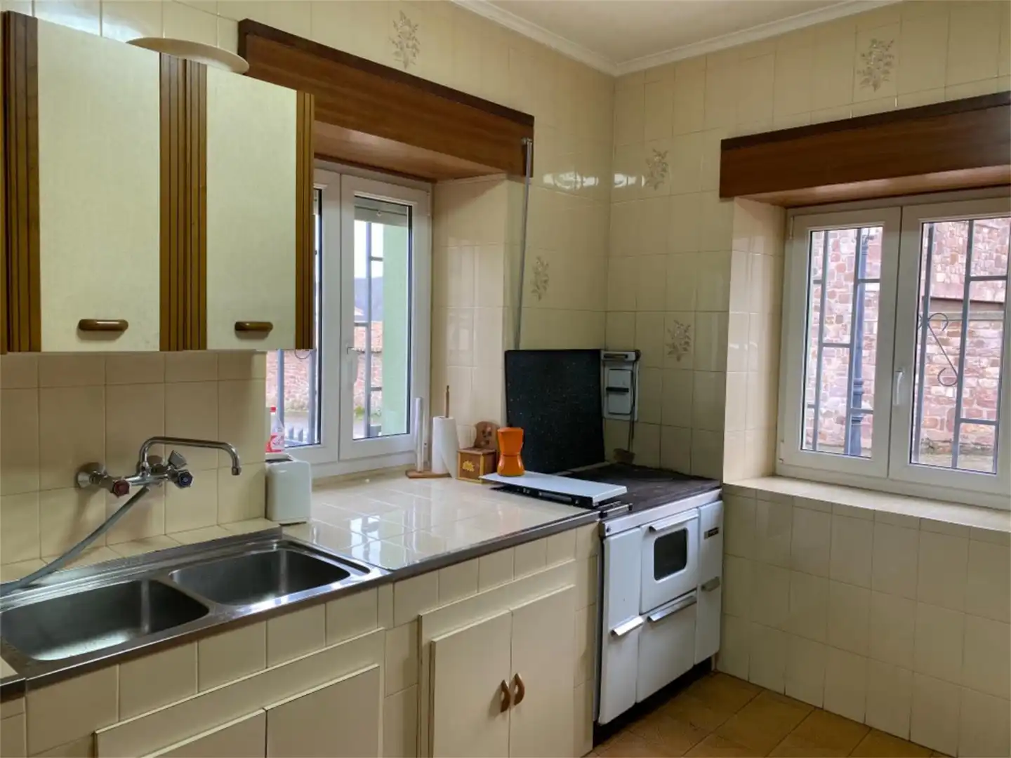 Casa o chalet en venta en Avenida Conde Munio Núñez, 118, Brañosera Cocina de Casa o chalet en venta en Brañosera con Calefacción, Jardín privado y Parquet