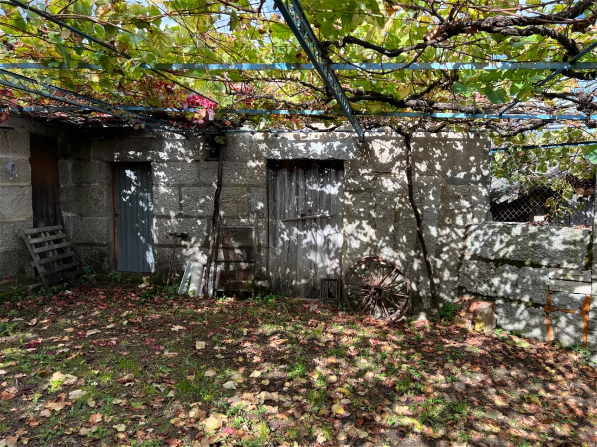 Exterior view of Country house for sale in Carballeda de Avia  with Private garden and Storage room