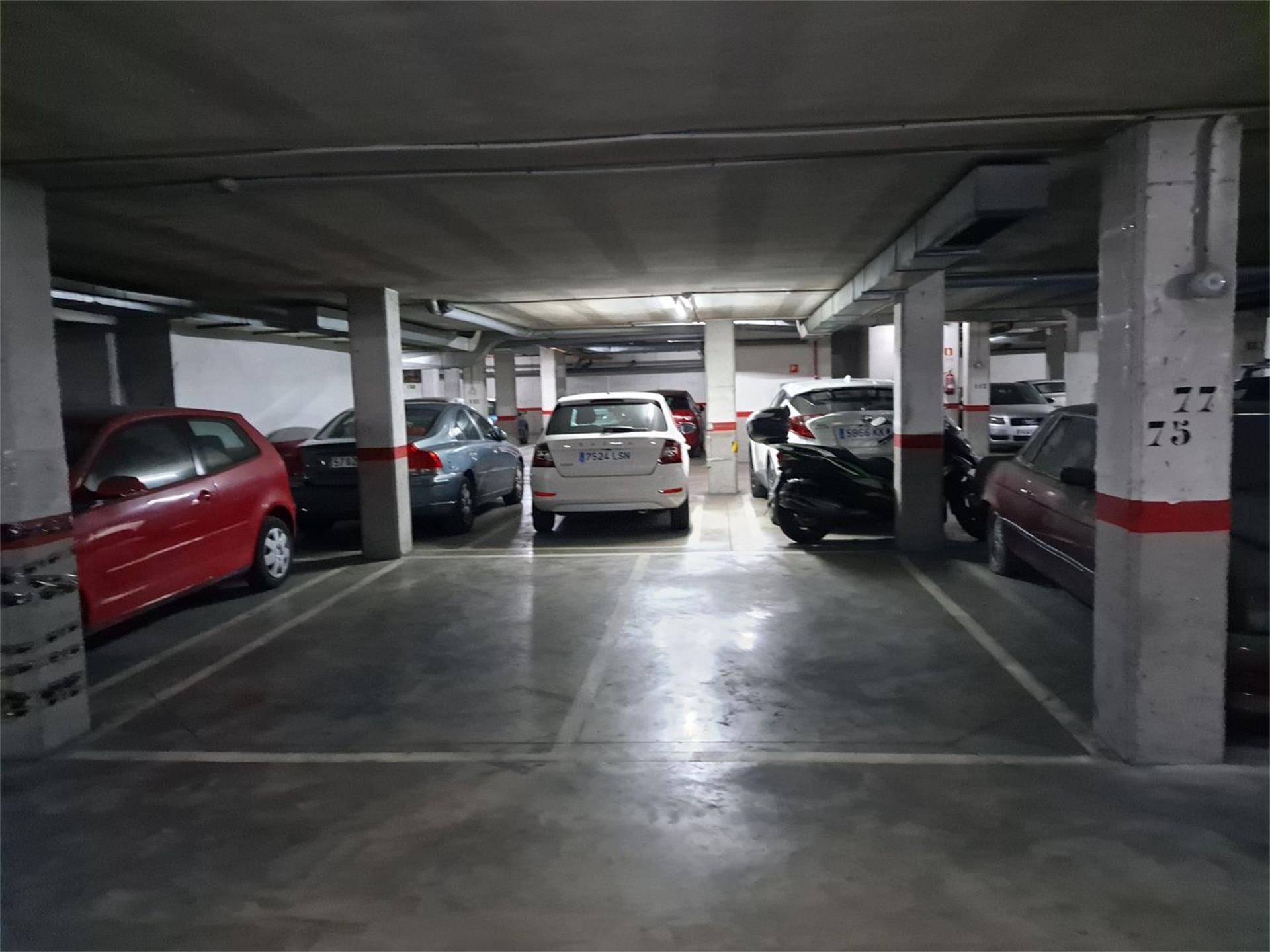 Parking of Garage to rent in Leganés