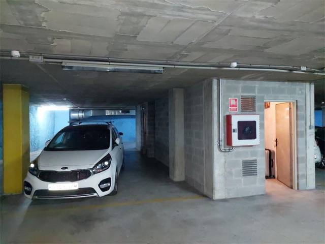 Garaje en Alquiler en Carrer Alemanya, 27 en Via Europa - Parc Central