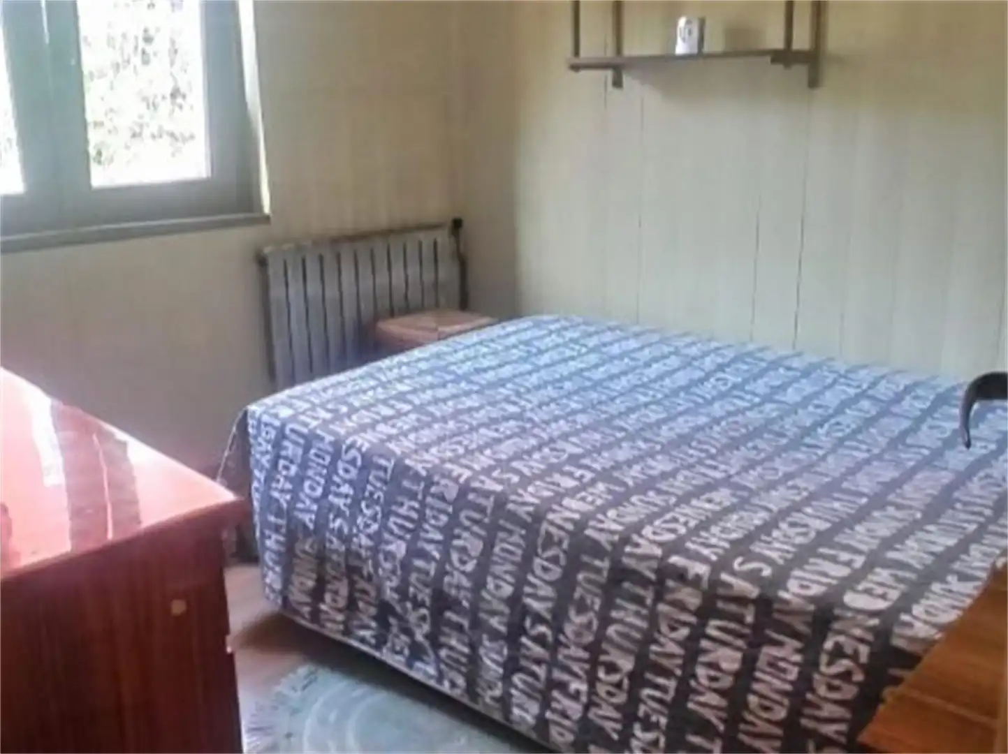 Einfamilien-Reihenhaus zur Miete in Camino de San Roque, 7, Tineo Schlafzimmer von Einfamilien-Reihenhaus zur Miete in Tineo mit Heizung, Privatgarten und Abstellraum