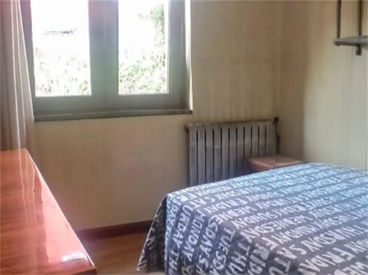 Einfamilien-Reihenhaus zur Miete in Camino de San Roque, 7, Tineo Schlafzimmer von Einfamilien-Reihenhaus zur Miete in Tineo mit Heizung, Privatgarten und Abstellraum