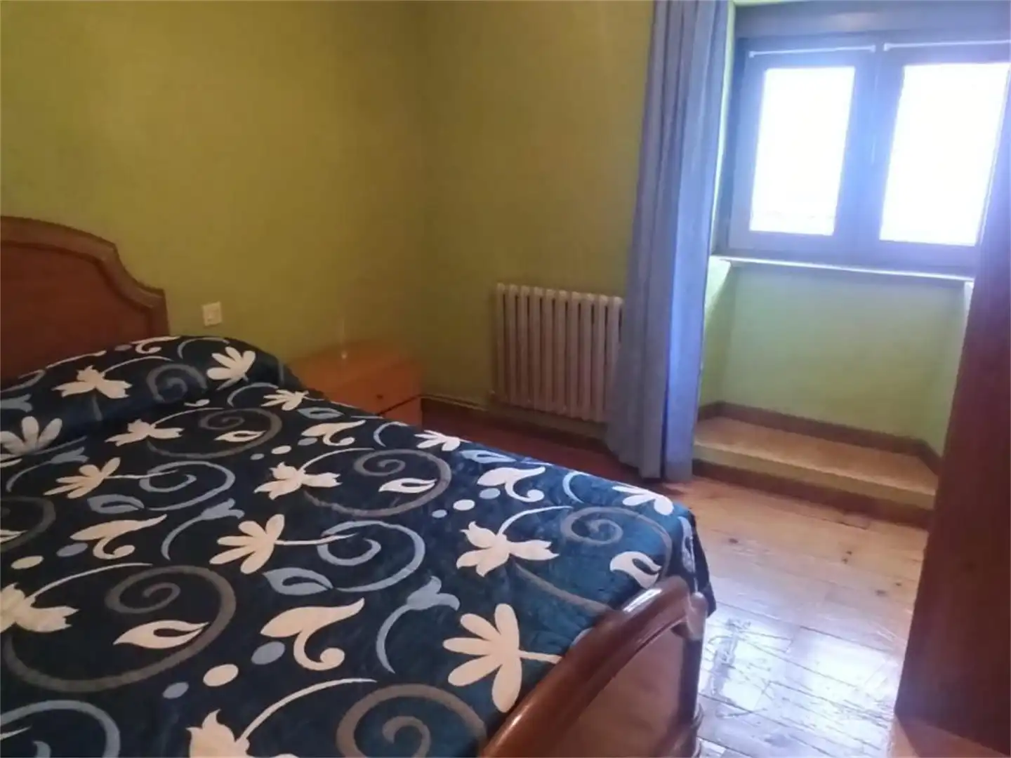 Einfamilien-Reihenhaus zur Miete in Camino de San Roque, 7, Tineo Schlafzimmer von Einfamilien-Reihenhaus zur Miete in Tineo mit Heizung, Privatgarten und Abstellraum