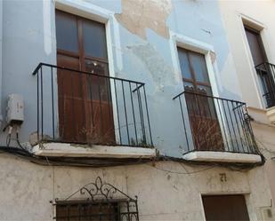 Exterior view of House or chalet for sale in Puente Genil  with Terrace and Balcony