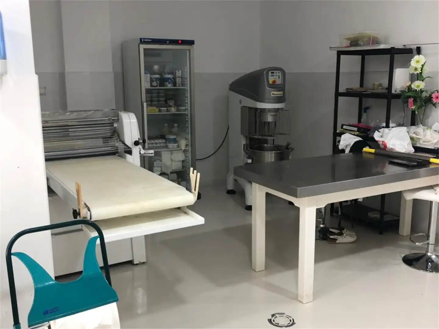 Geschaftsraum zur Miete in Calle Doctor Juan Negrín, 37, Centro - La Vega Alta Küche von Geschaftsraum zur Miete in Arrecife mit Klimaanlage