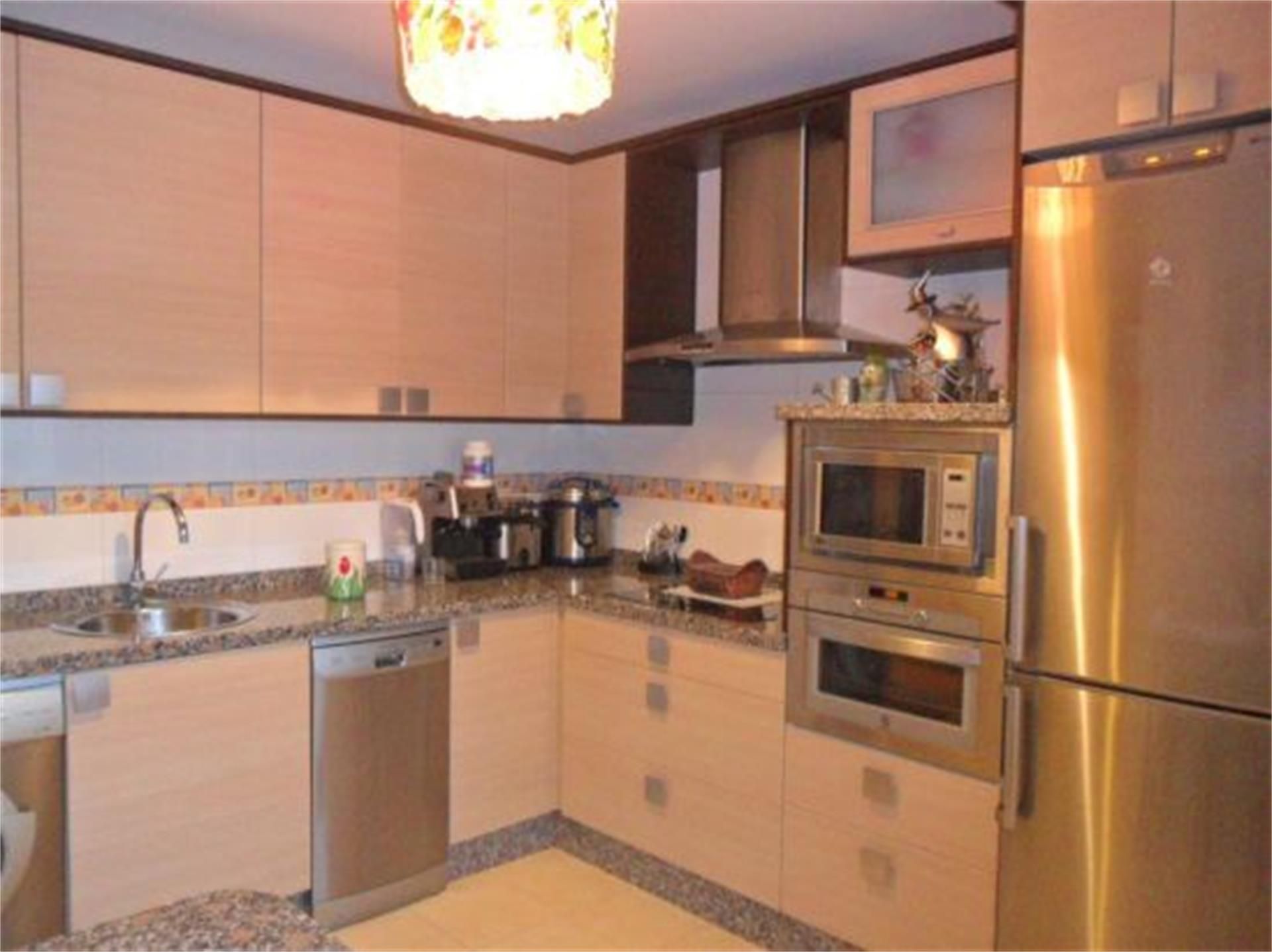 Kitchen of Flat for sale in San Andrés del Rabanedo  with Heating, Private garden and Parquet flooring
