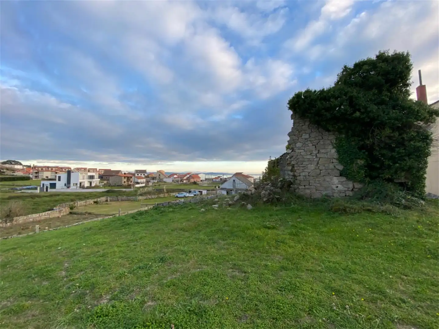 Land for sale in Castiñeiras Land for sale in Ribeira