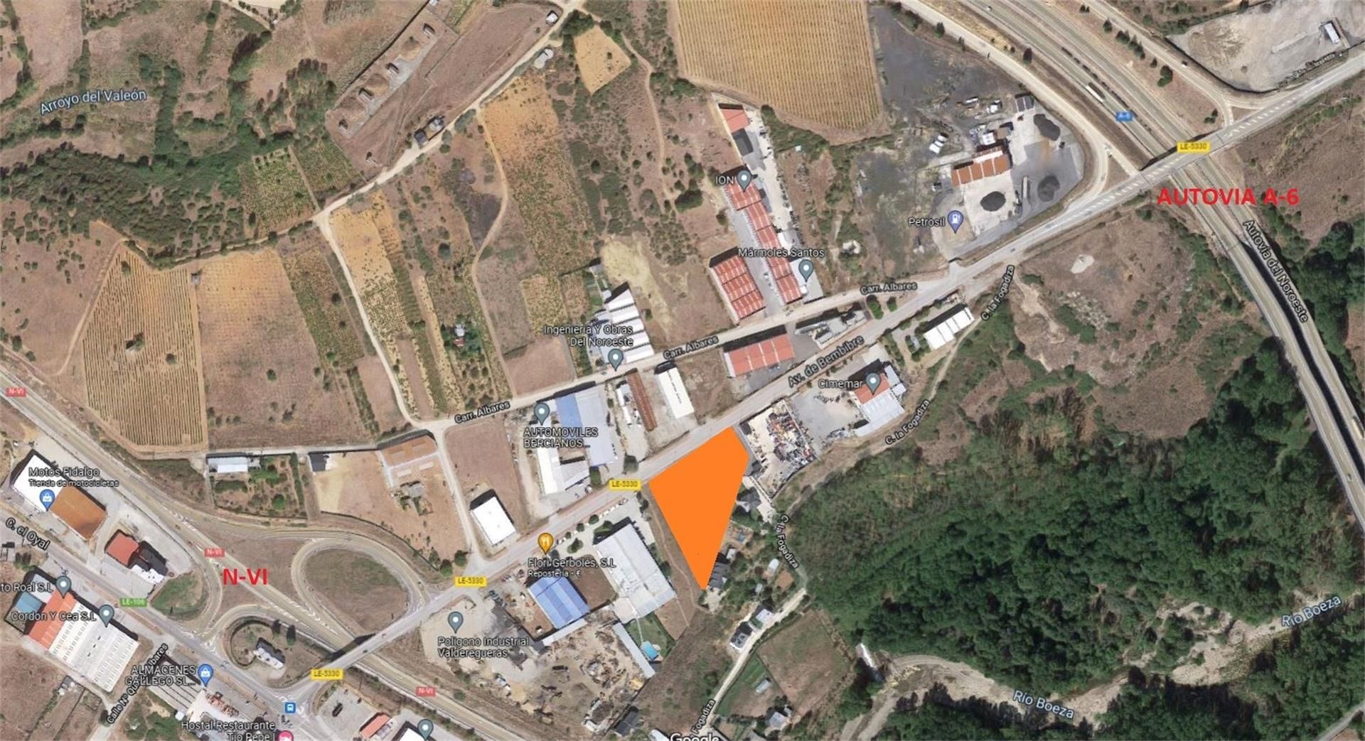 Exterior view of Constructible Land for sale in Torre del Bierzo