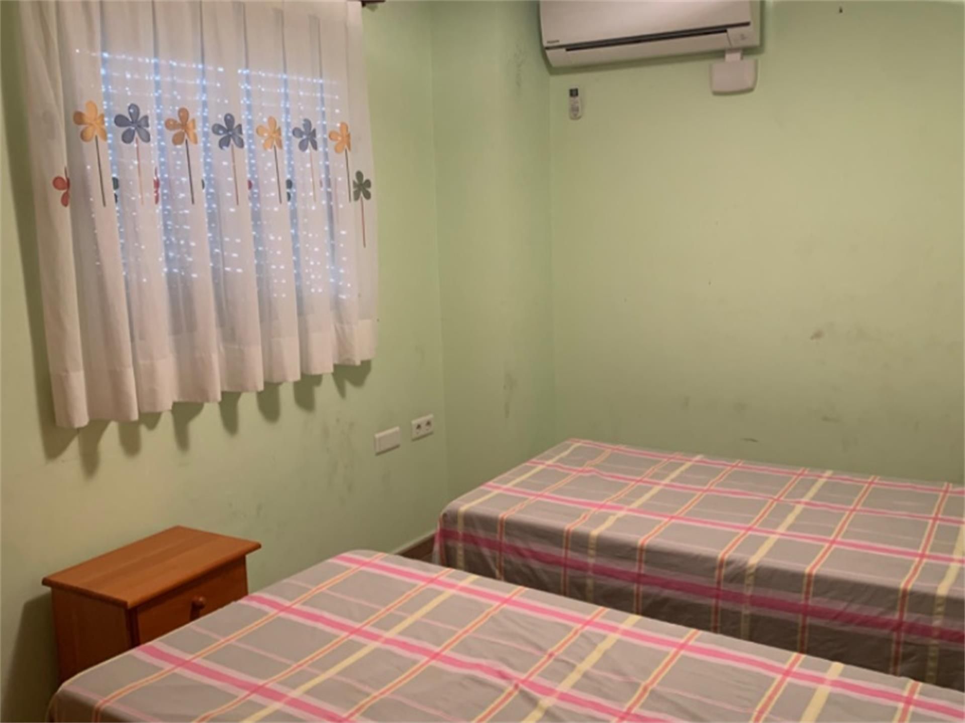 Bedroom of Country house to rent in Catadau  with Air Conditioner, Heating and Private garden