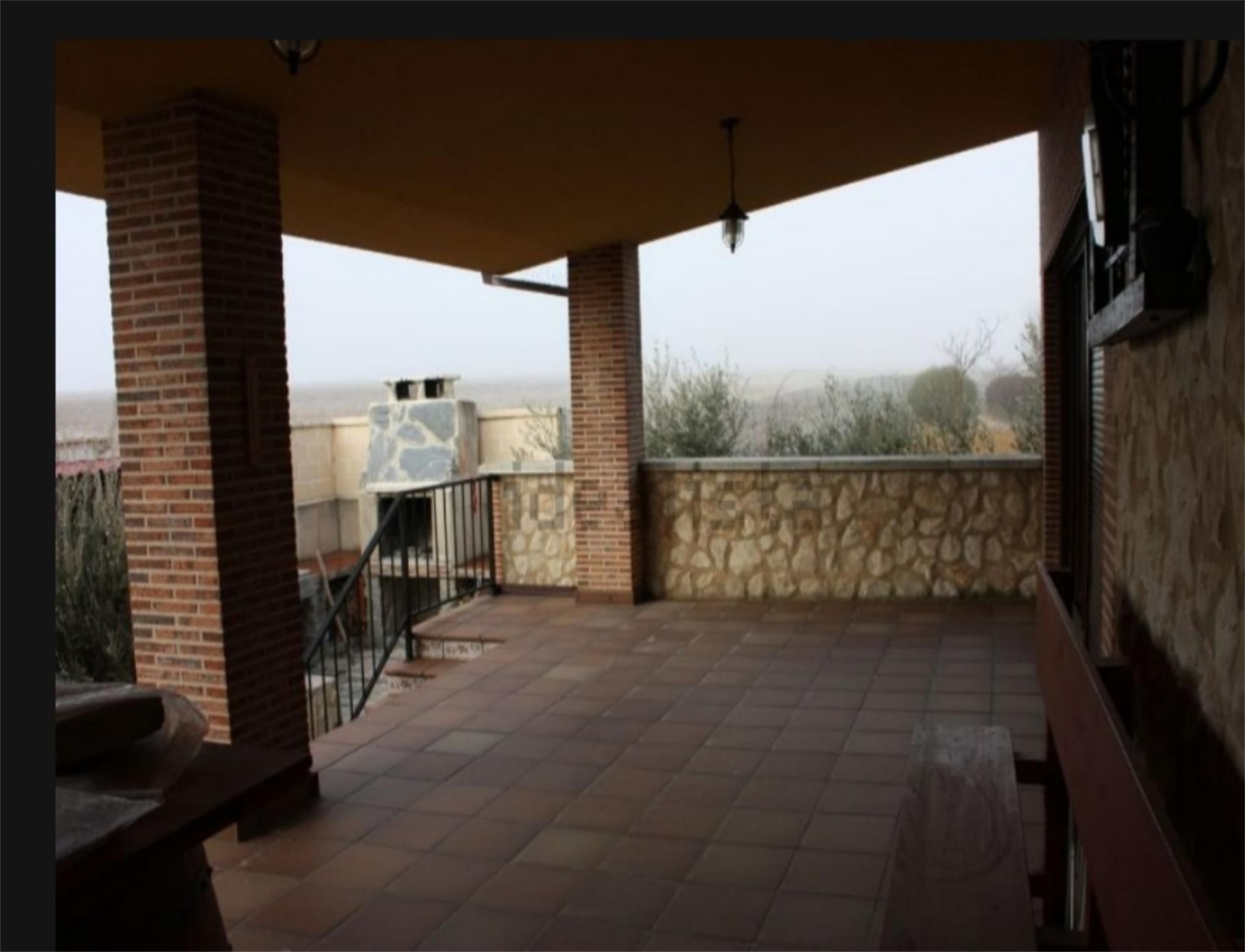 Exterior view of House or chalet for sale in Villalobón