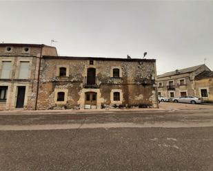 Vista exterior de Casa adosada en venda en Campaspero