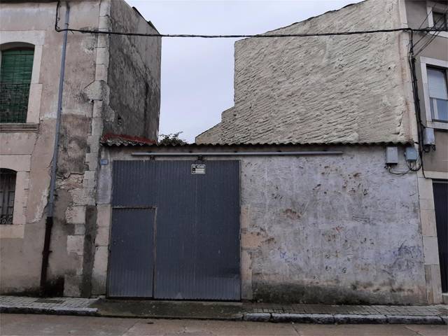 Garaje en Venta en Calle Reyes Católicos, 14 en Campaspero