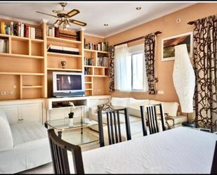 Living room of Flat for sale in  Madrid Capital  with Balcony