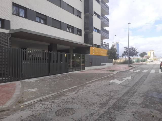 Garaje en Alquiler en Calle Fernando Fernán Gómez en La Garena