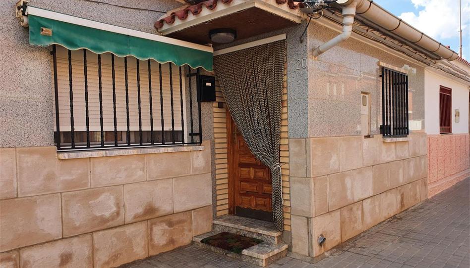 Foto 1 de Planta baixa en venda a Calle Salmador Mombiela, Escatrón, Zaragoza