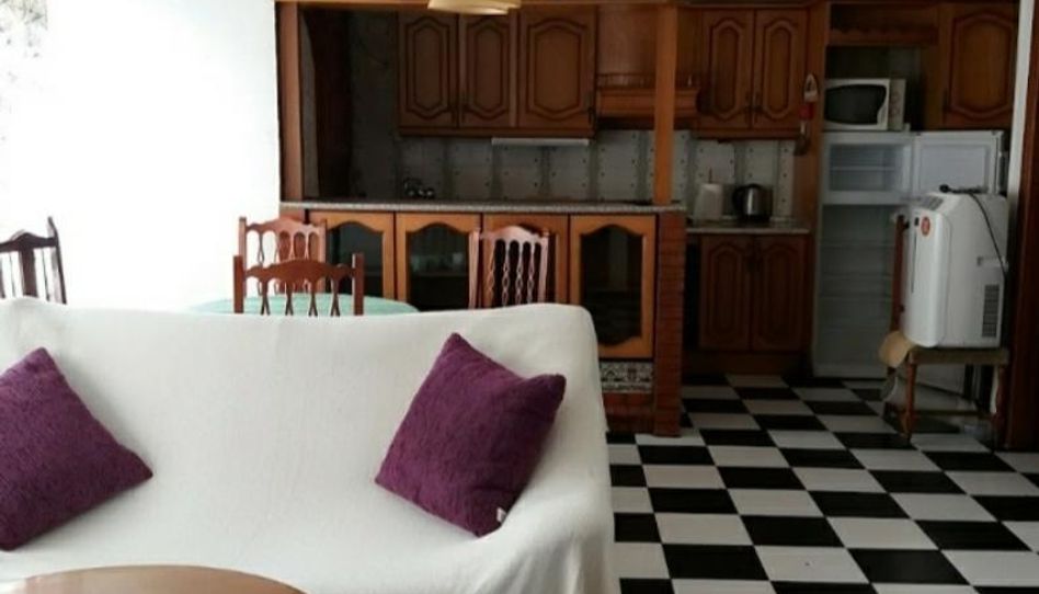 Habitación en Calle Henríquez de Jorquera, 10, Cartuja, Granada Capital - imagen 1 Foto 1 de Habitación en Calle Henríquez de Jorquera, 10, Cartuja, Granada Capital