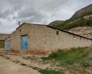 Vista exterior de Terreny en venda en Alhama de Aragón