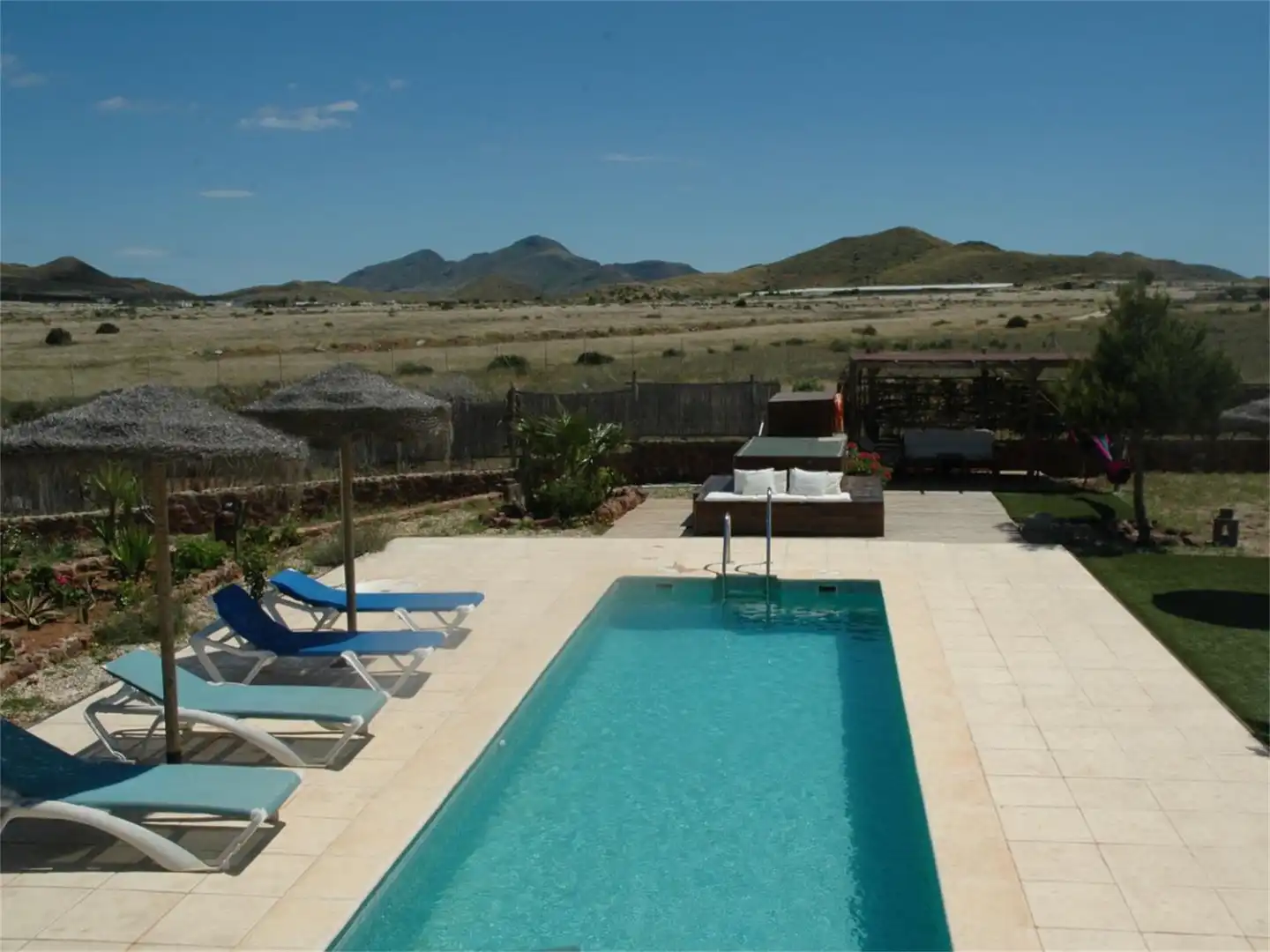 Finca rústica en venda a Pozo de los Frailes - Presillas - Albaricoques Piscina de Finca rústica en venda en Níjar amb Aire condicionat, Terrassa i Piscina