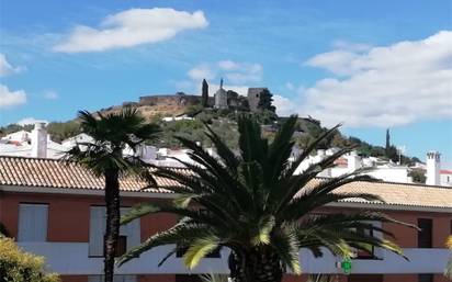 Casa adosada en alquiler en constantina