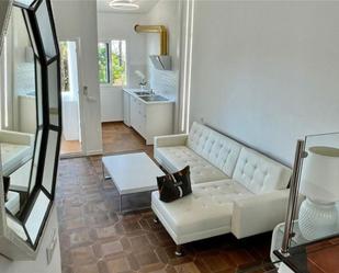 Sala d'estar de Dúplex en venda en Marbella amb Aire condicionat, Terrassa i Piscina