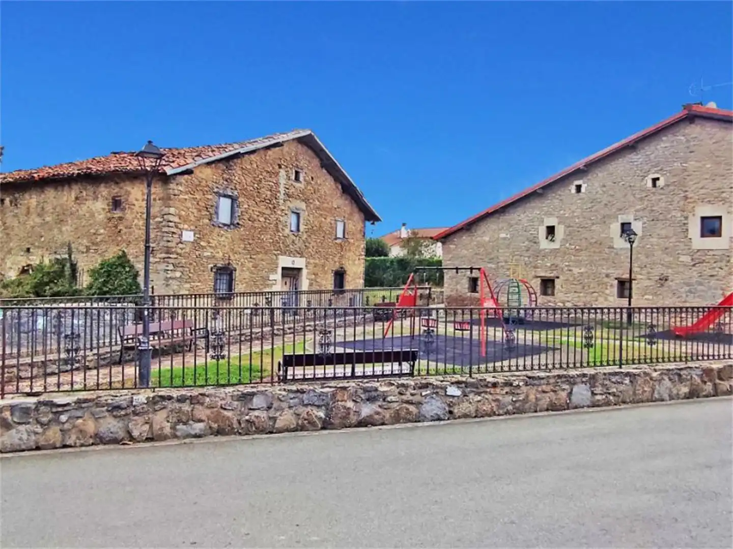 Bebaubares Gelände zum Verkauf in Calle San Juan Chiquo, 1, Zona rural suroeste Außenansicht von Bebaubares Gelände zum Verkauf in Vitoria - Gasteiz