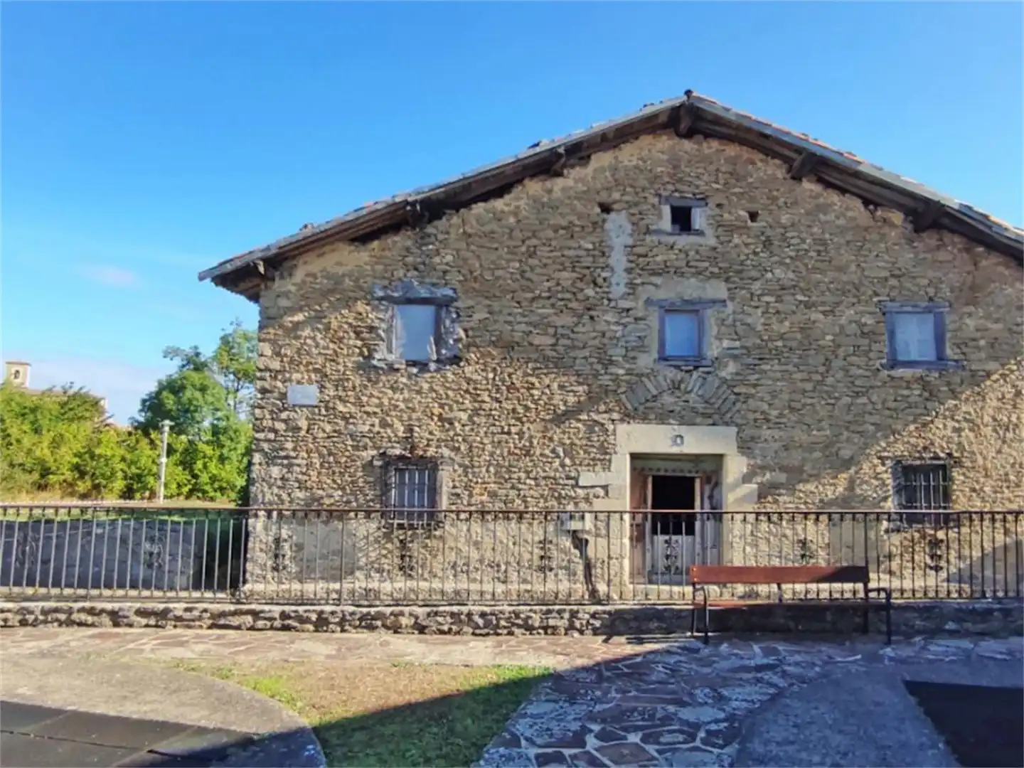 Bebaubares Gelände zum Verkauf in Calle San Juan Chiquo, 1, Zona rural suroeste Außenansicht von Bebaubares Gelände zum Verkauf in Vitoria - Gasteiz