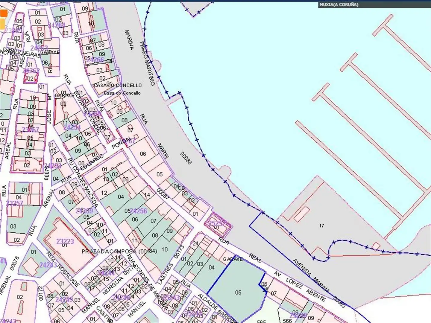 Land for sale in Muxía