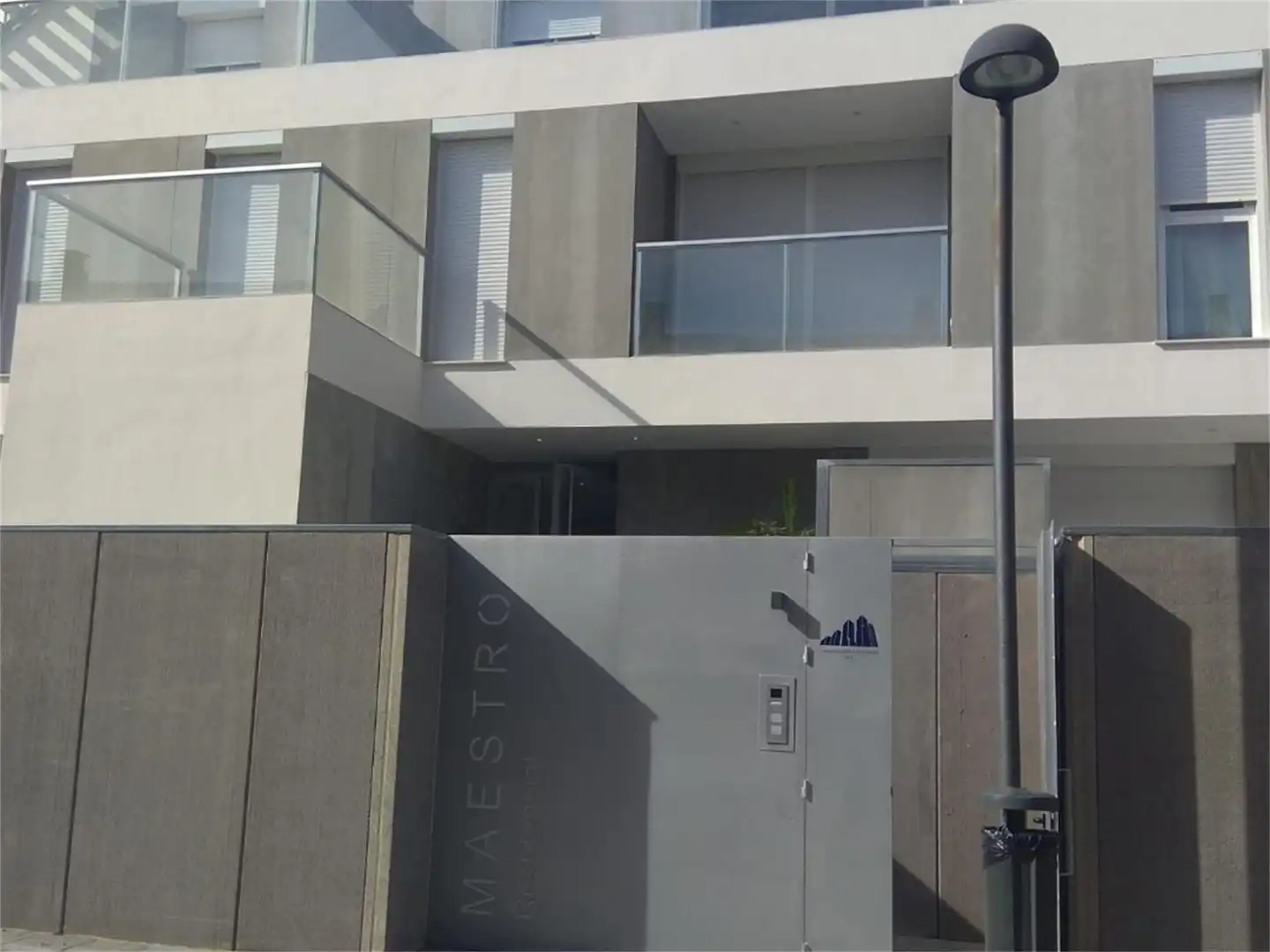 Vista exterior de Oficina en venta en Armilla