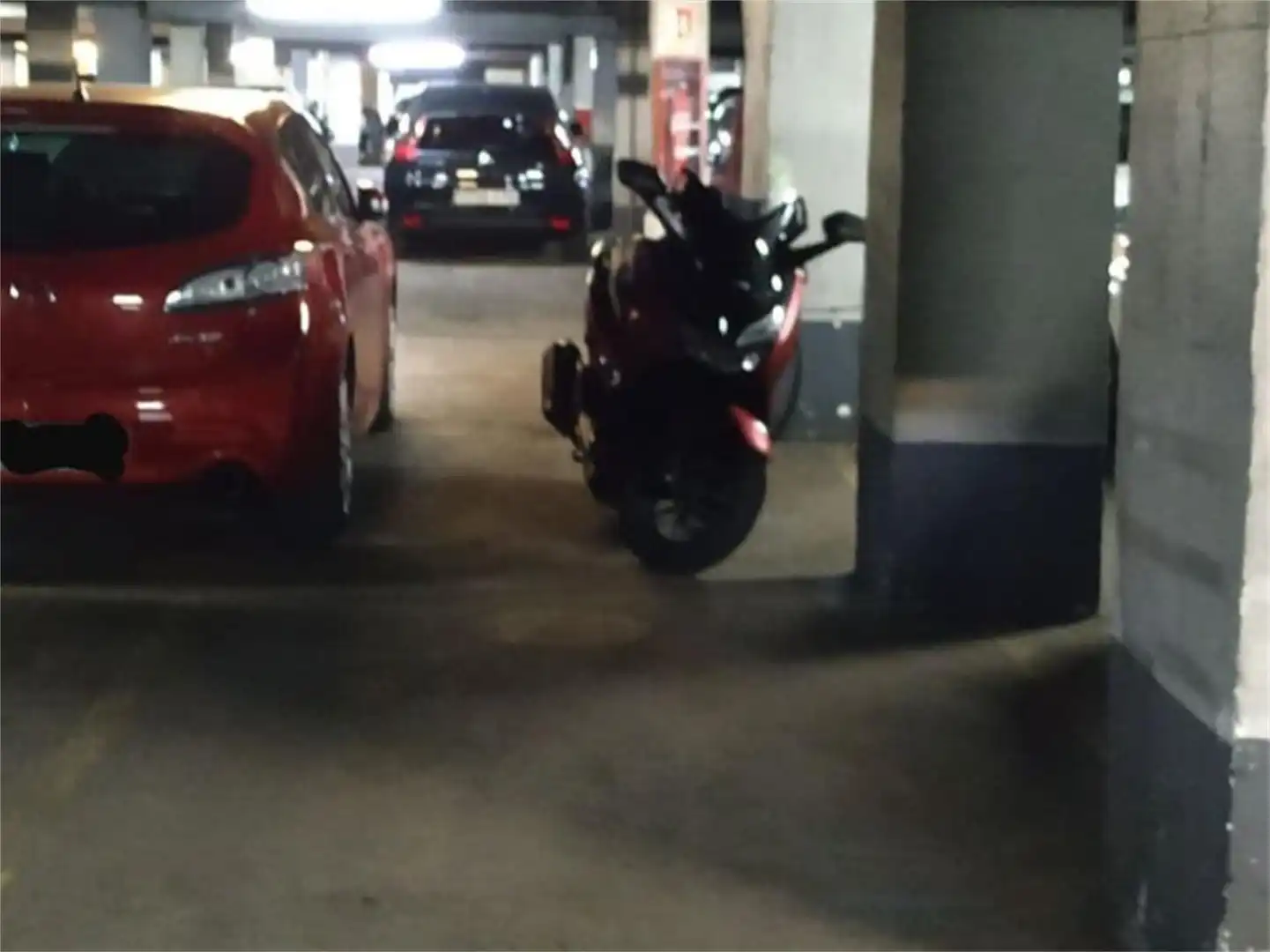 Garage for sale in Calle de Fuentespina, 16, Santa Eugenia Parking of Garage for sale in Madrid