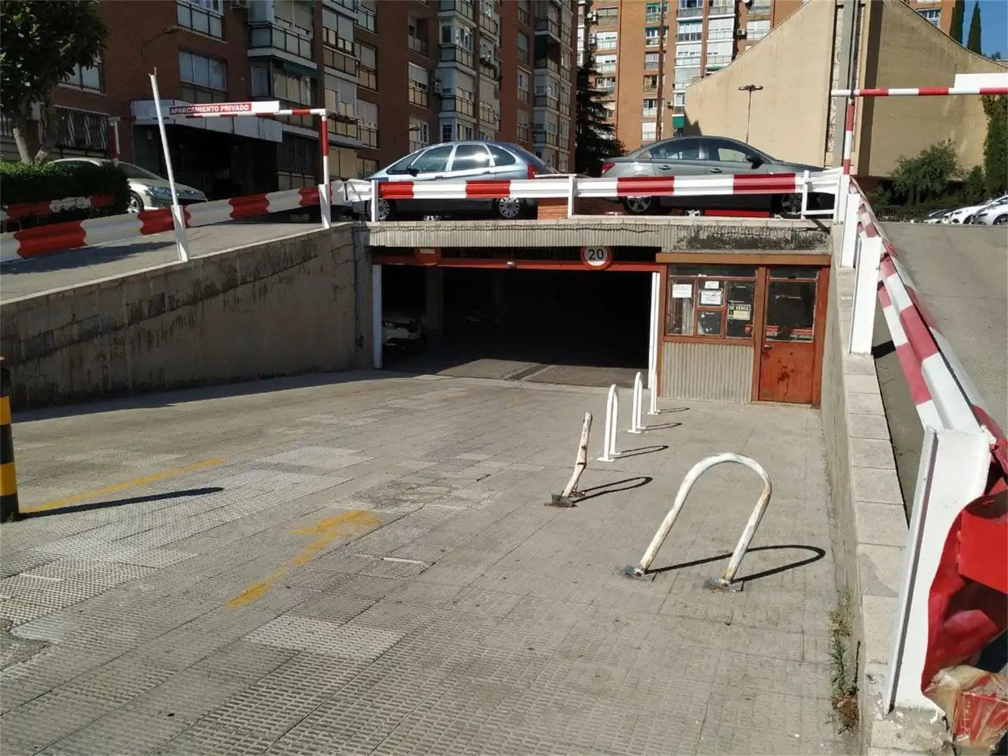 Garage for sale in Calle de Fuentespina, 16, Santa Eugenia Parking of Garage for sale in Madrid