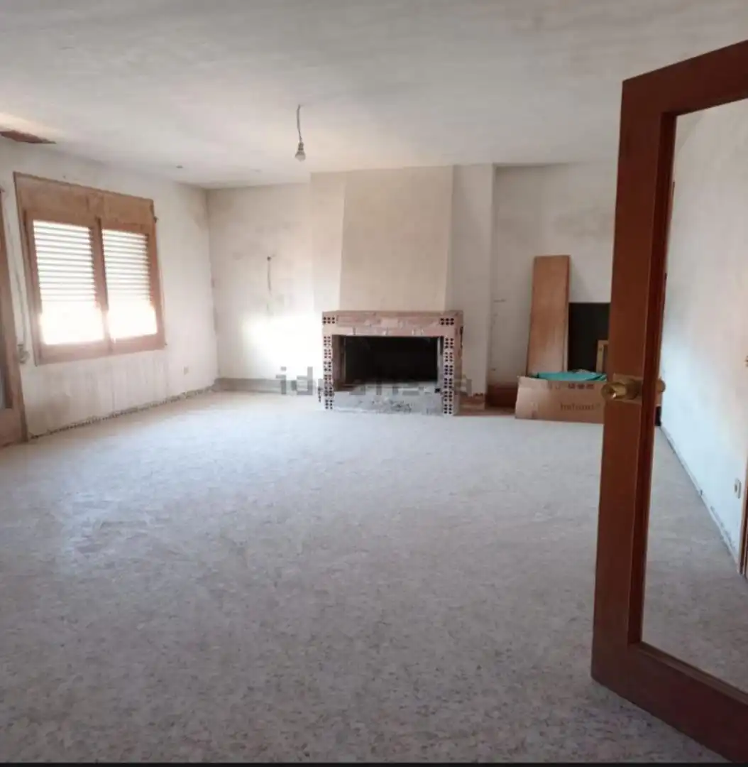 Flat for sale in Calle Joaquín Costa, Villanueva de Sigena Living room of Flat for sale in Villanueva de Sigena with Balcony