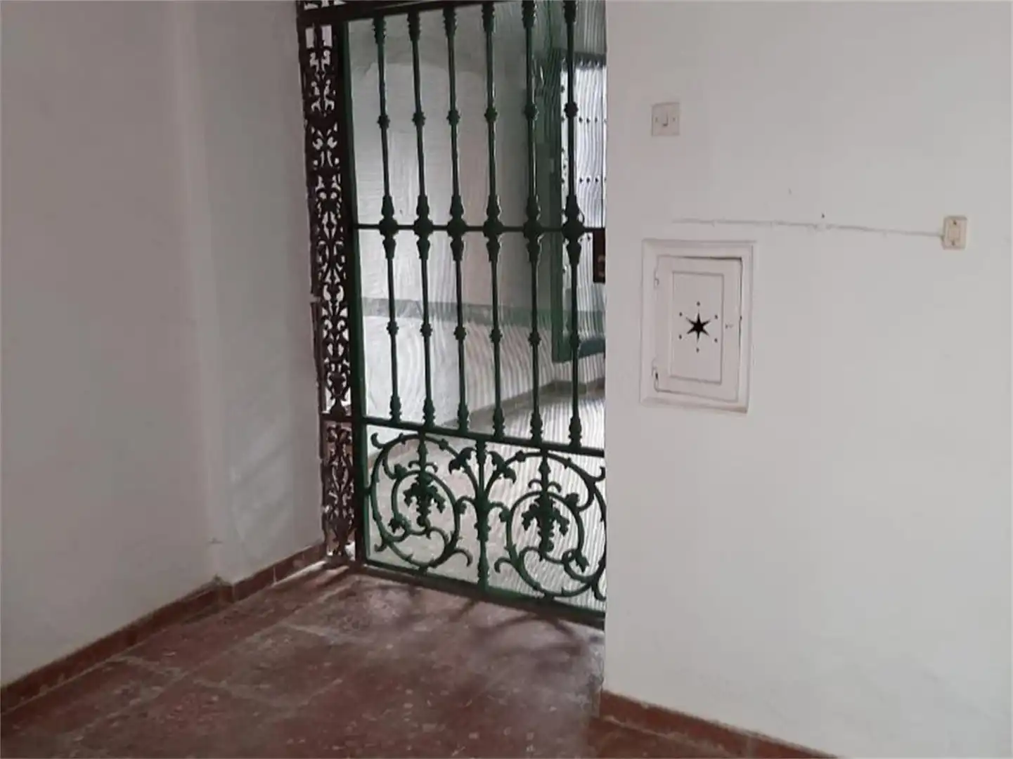 Casa adosada en venta en Carmona con Aire acondicionado, Terraza y Balcón