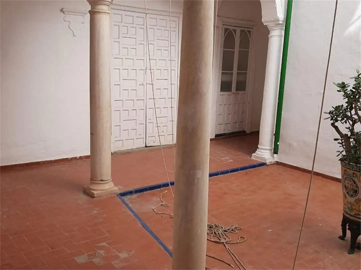 Casa adosada en venta en Carmona con Aire acondicionado, Terraza y Balcón