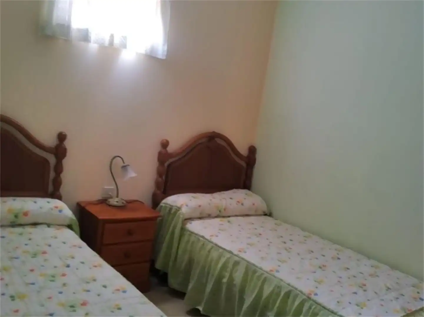 Casa adosada en venta en Rúa Praza, Palmeira Habitación de Casa adosada en venta en Ribeira con Terraza y Amueblado