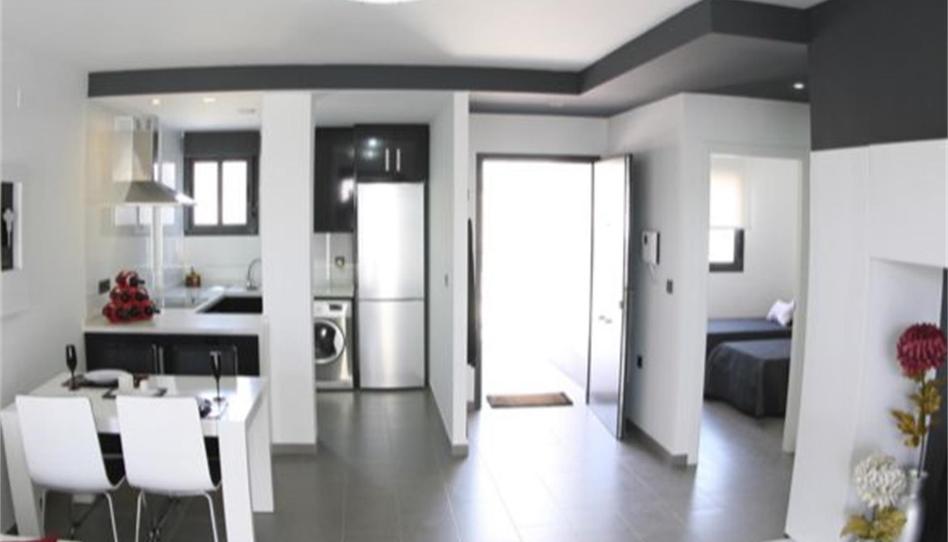 Foto 1 de Apartament en venda a El Edén, Alicante