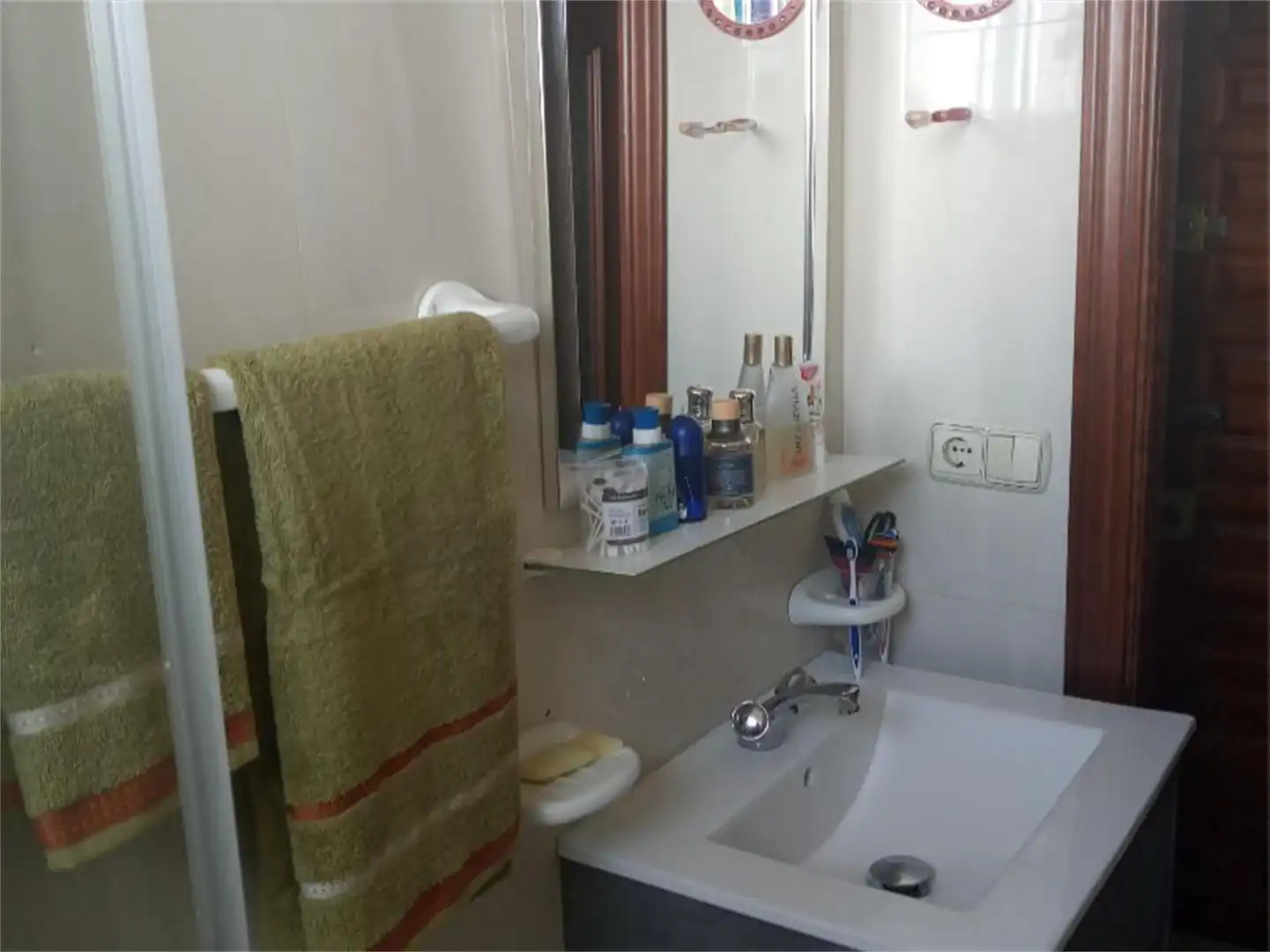 Baño de Apartamento en venta en Ceuta con Aire acondicionado, Calefacción y Amueblado