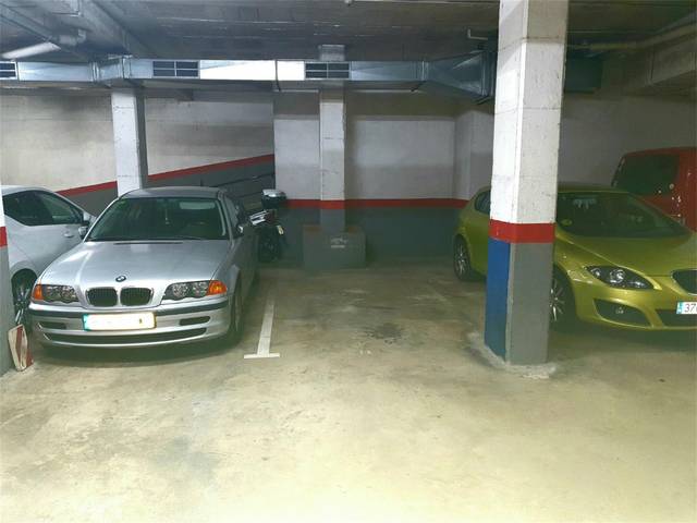 Garaje en Venta en Carrer de la Victòria, 102 en Marianao