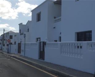 Vista exterior de Dúplex en venda en Haría amb Terrassa i Balcó