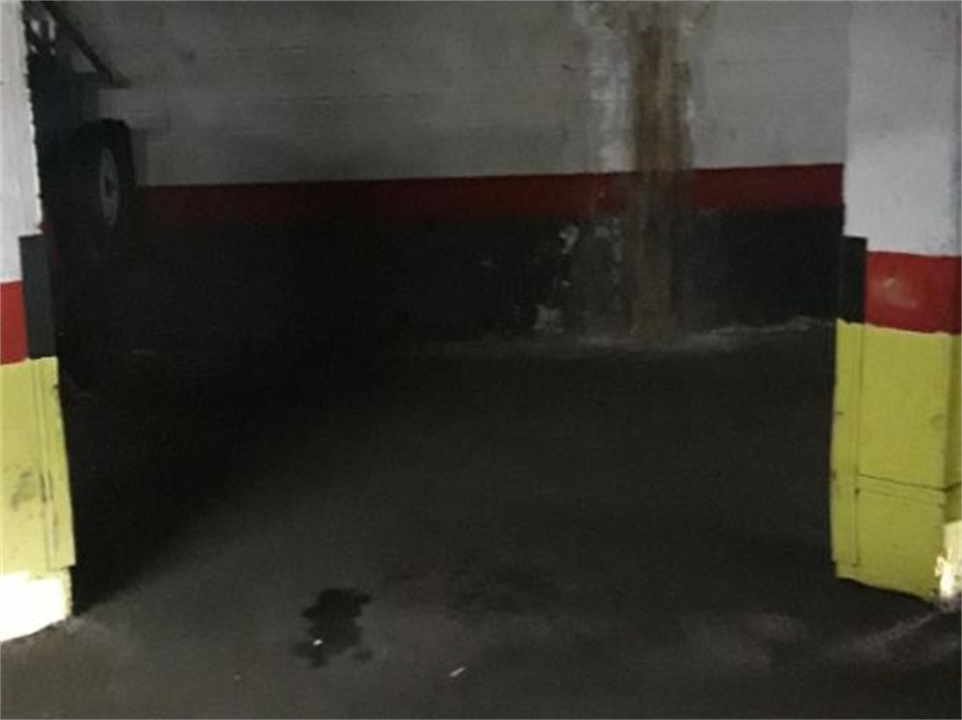 Garage to rent in Calle Hermanos Pinzón, 14, Villafontana - Estoril I
