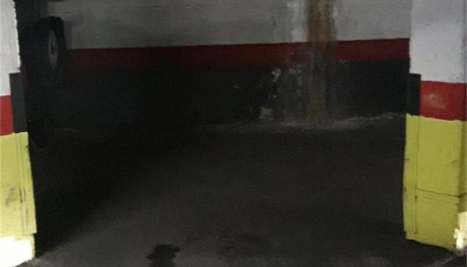 Garage to rent in Calle Hermanos Pinzón, 14, Villafontana - Estoril I, Madrid - image 1 Photo 1 of Garage to rent in Calle Hermanos Pinzón, 14, Villafontana - Estoril I, Madrid