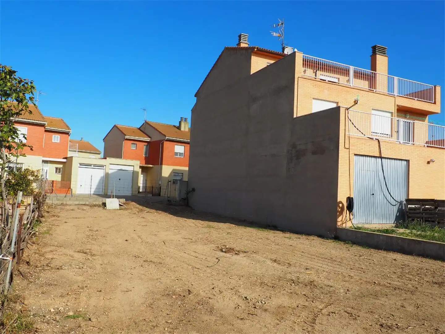 Residential for sale in Calle Biota, Ejea de los Caballeros Residential for sale in Ejea de los Caballeros