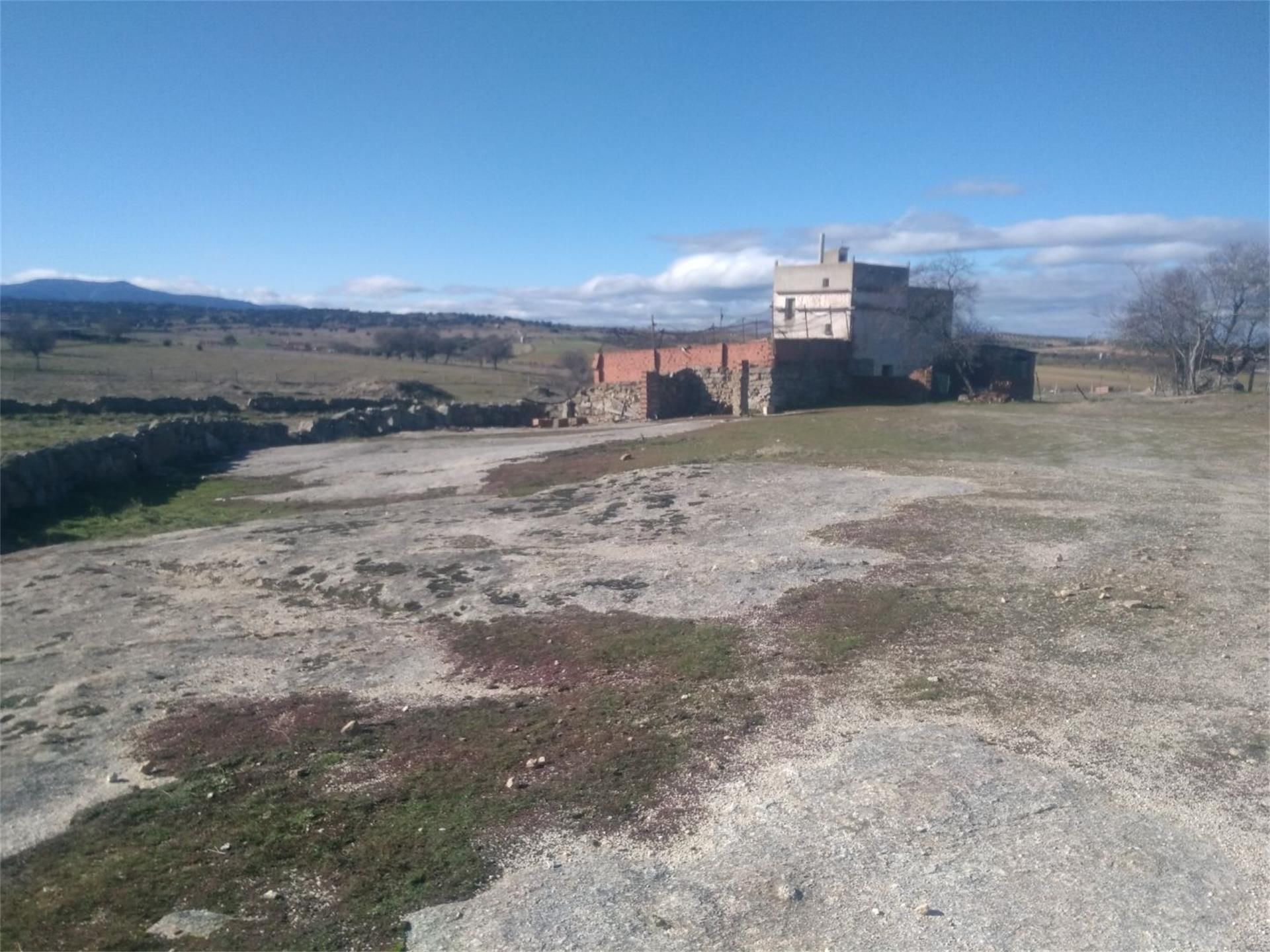 Country house to rent in Carretera Circunvalación, Menasalbas