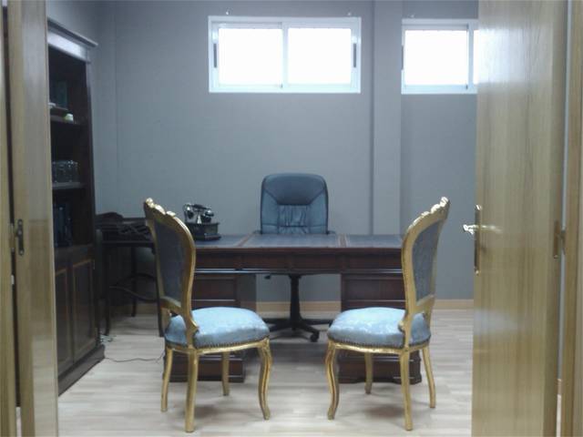 Oficina en Alquiler en Calle de Mendívil, 58 en Numancia