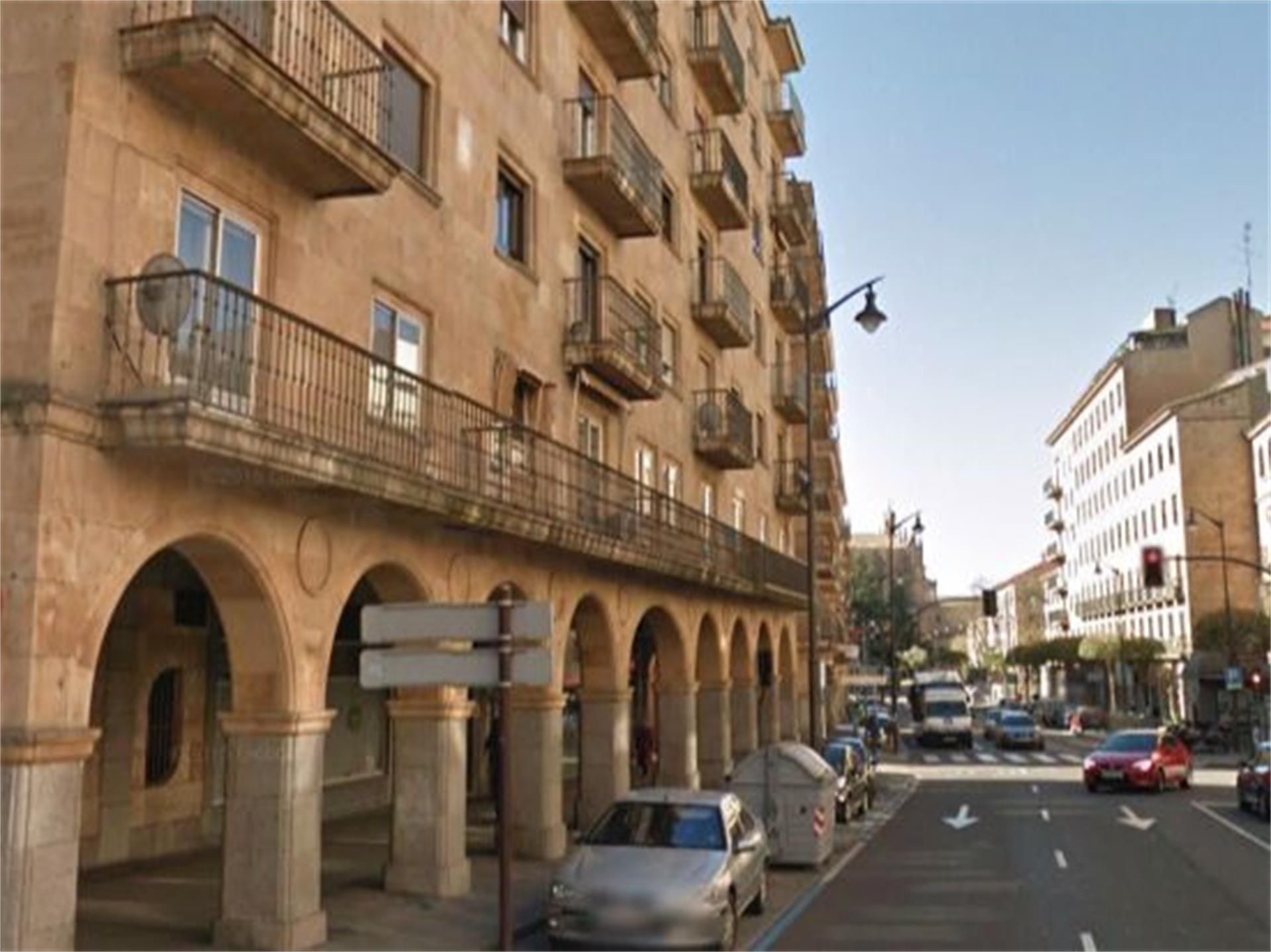 Exterior view of Flat to rent in Salamanca Capital  with Heating, Parquet flooring and Storage room