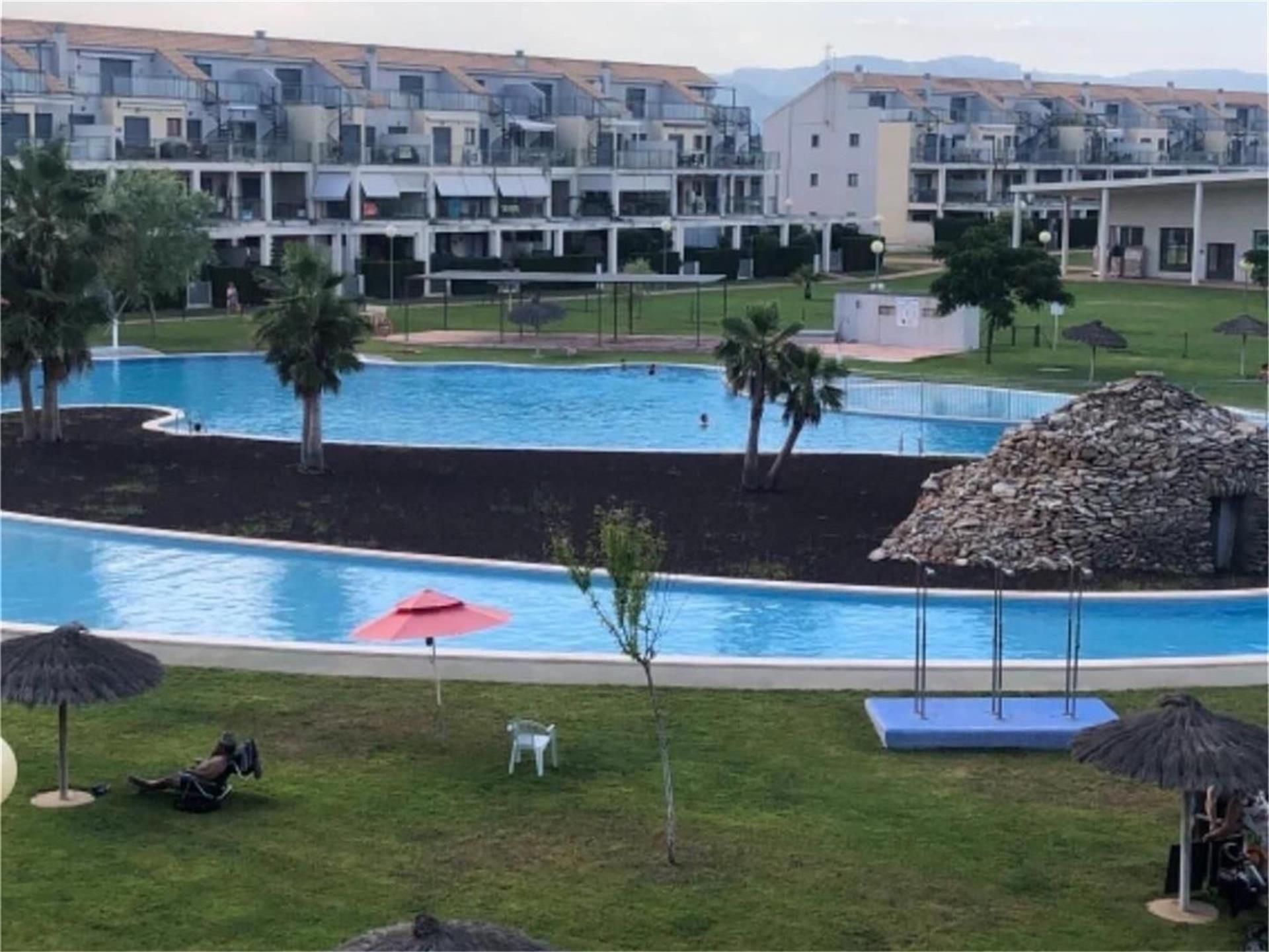Piscina de Dúplex en venda en San Jorge / Sant Jordi amb Aire condicionat, Calefacció i Jardí privat